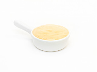 Соус острый сметанный